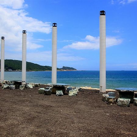White House Beach Hotspring Resort Ванли Экстерьер фото