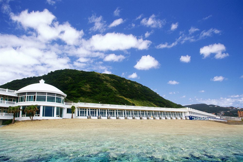 White House Beach Hotspring Resort Ванли Экстерьер фото