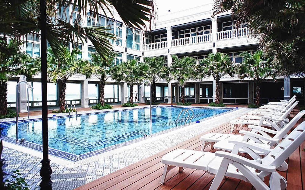 White House Beach Hotspring Resort Ванли Экстерьер фото